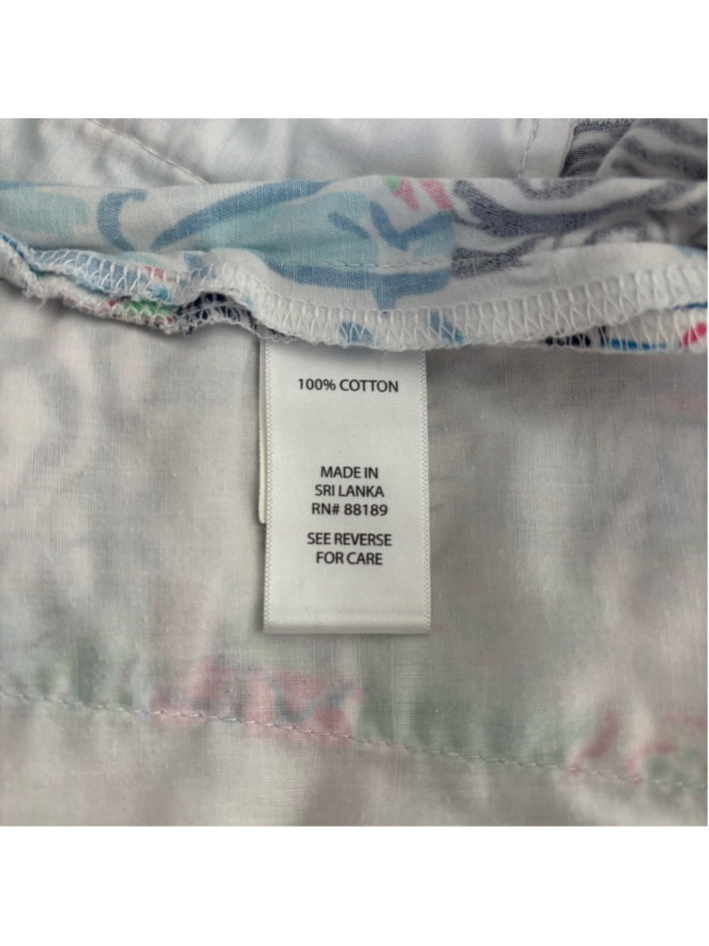 EUC Lilly Pulitzer 2014 The Walsh Short Oysterville Patch | Size 8 - Picture 7 of 7